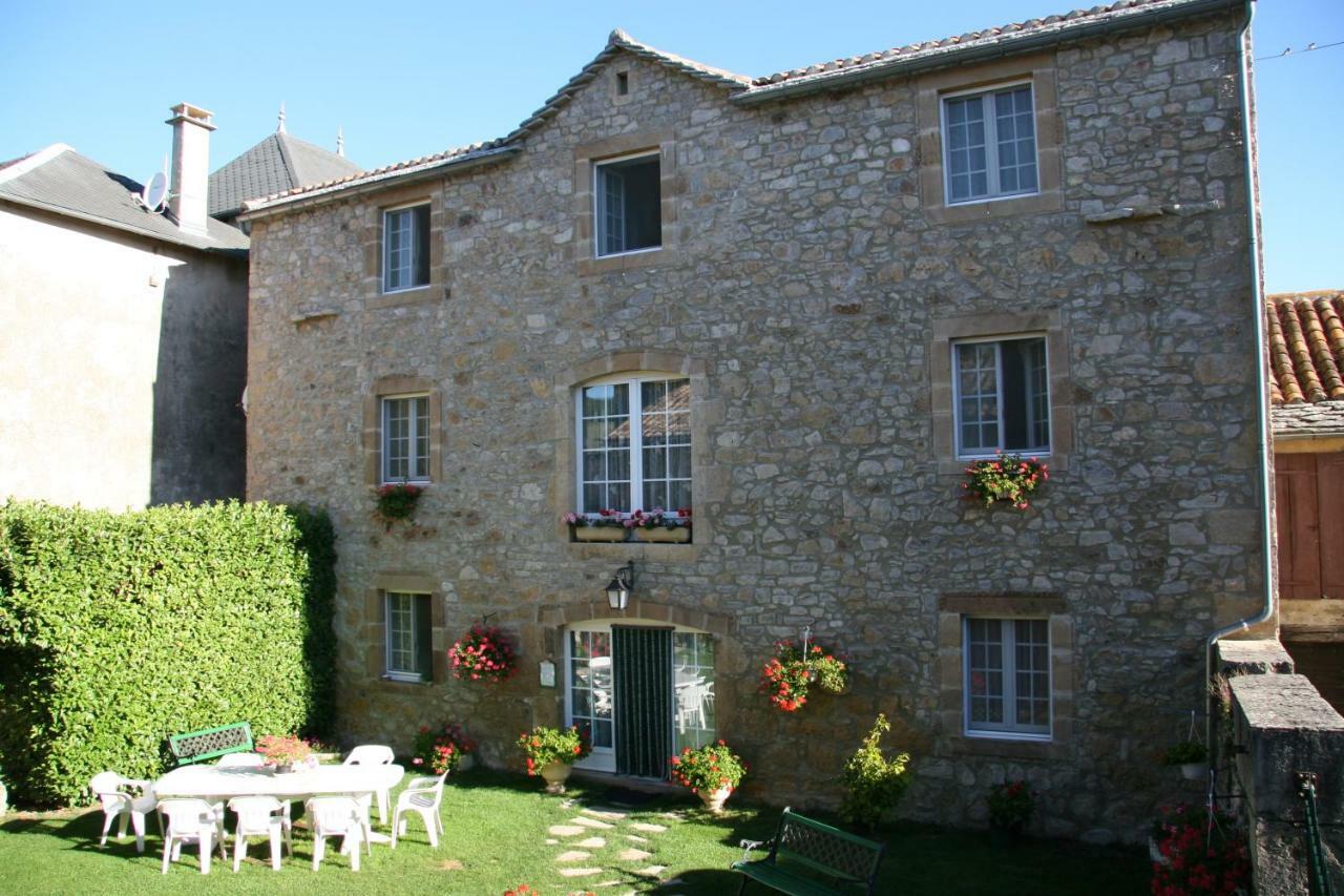 Chambres D'Hotes Lou Jassou Lapanouse-de-Cernon Exterior photo